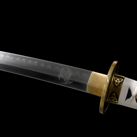 battle ready Michonne katana sword sharp blade detail