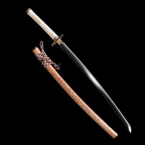 Full tang construction of hand forged T10 samurai katana sword
