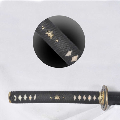 Genuine rayskin wrapped tsuka with black ito on sakabato katana