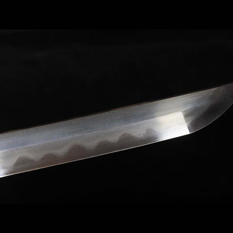 Image highlighting the hand forged Katana craftsmanship