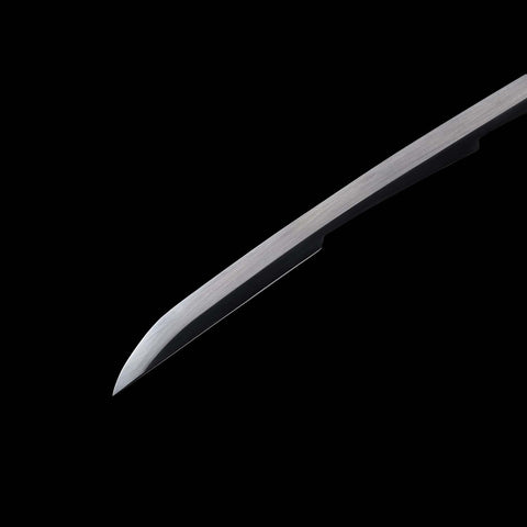 Kissaki tip detail of Ichigo Kurosaki True Bankai Tensa Zangetsu black blade