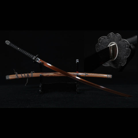 Handgeschmiedete Replik des roten Untoten-Katana-Schwertes aus Sekiro: Shadows Die Twice